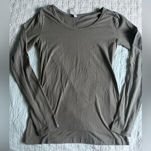 FABLETICS long sleeve tee